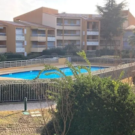 Apartment Climatise Avec Terrasse Et Piscine Au Lavandou - Fr-1-308-168 Le Lavandou